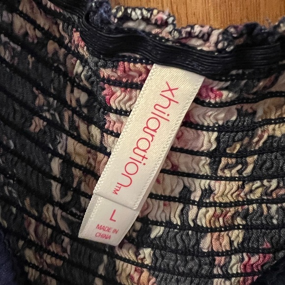 Fun and flirty warm weather dress by Xhilaration - Picture 2 of 3